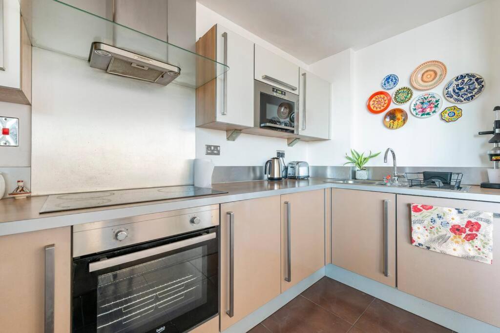 London Skylineviews 2 Bed 2 Bath Flat Near Canary Wharf, O2 & Excel Екстер'єр фото