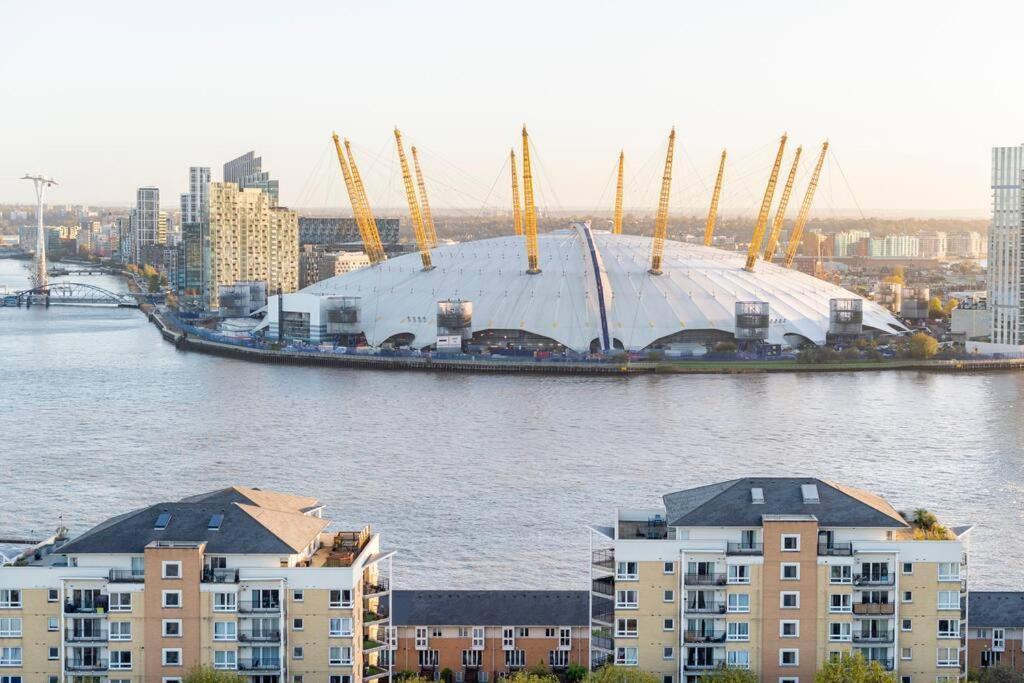 London Skylineviews 2 Bed 2 Bath Flat Near Canary Wharf, O2 & Excel Екстер'єр фото